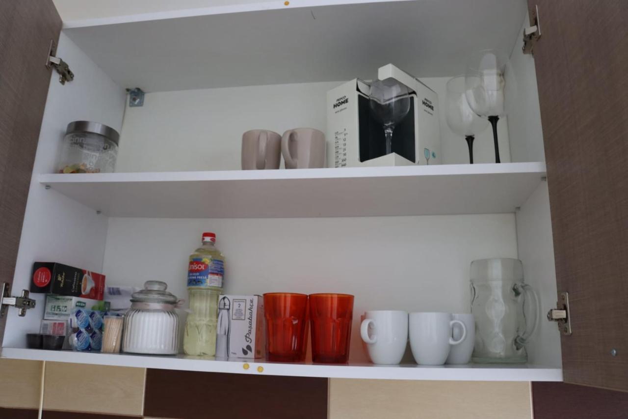 Central Apartment Targu-Mures Bagian luar foto