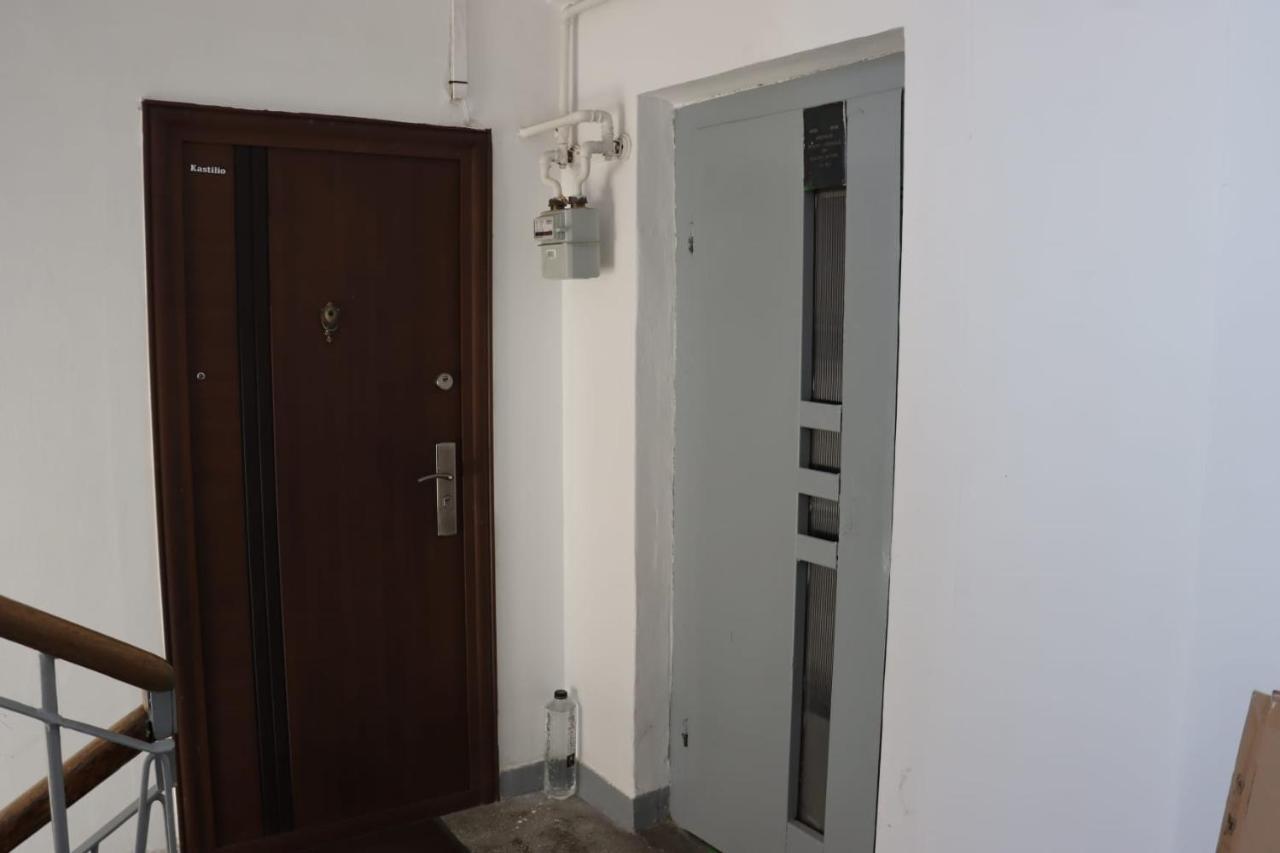 Central Apartment Targu-Mures Bagian luar foto